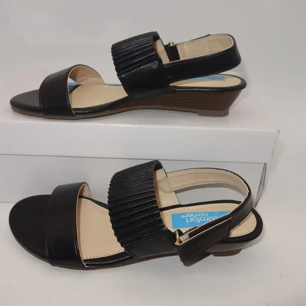 New in Box Comfort Corner BLACK Sandals Low Heel Women's 7
